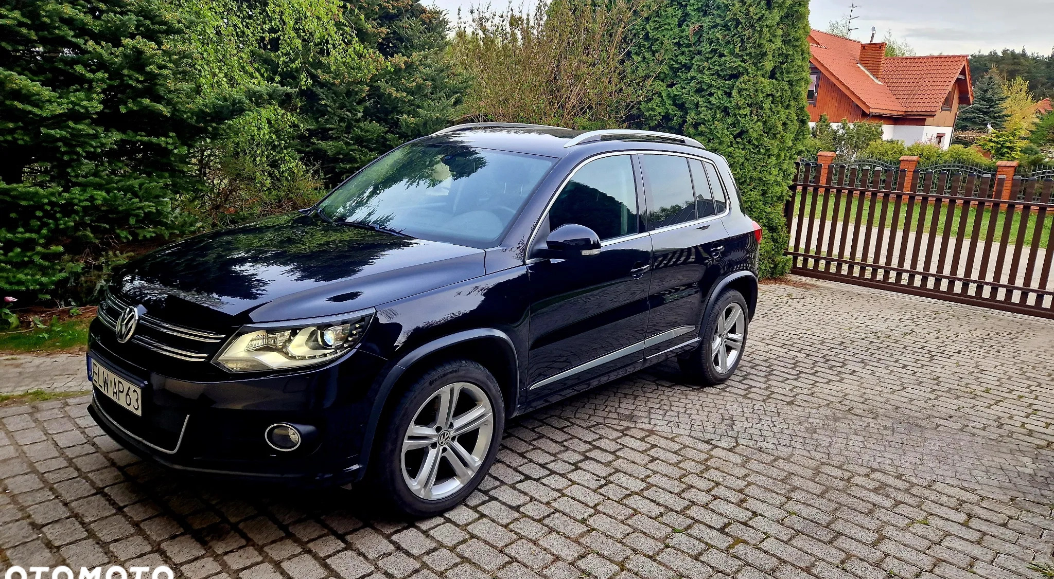 Volkswagen Tiguan cena 82000 przebieg: 102000, rok produkcji 2015 z Sochaczew małe 154